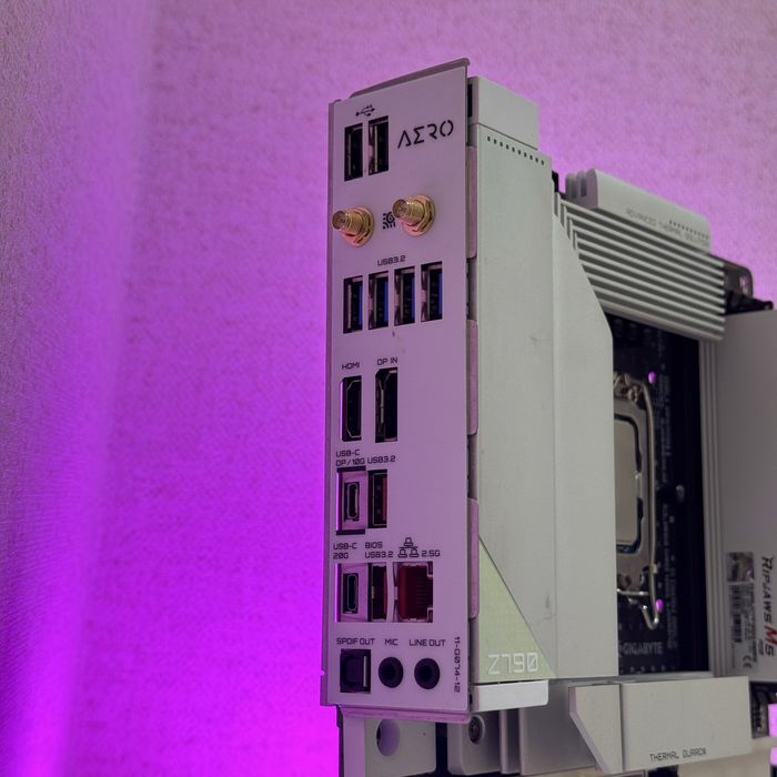 Комплект Core i9 13900KF, Z790 Gigabyte Aero