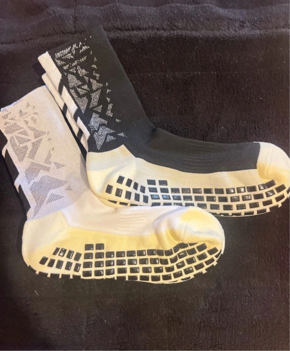 Meias desportivas anti-derrapantes