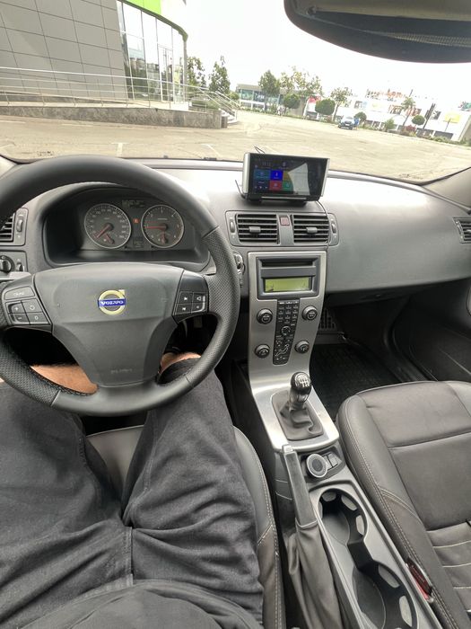 Продам Volvo v50 tdi
