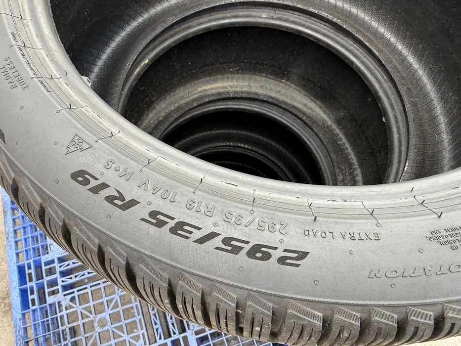 265/40 r19 295/35 r19 Pirelli P Zero winter 2 95% Резина зимняя