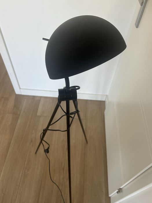 lampa podłogowa Fritz Hansen Radon