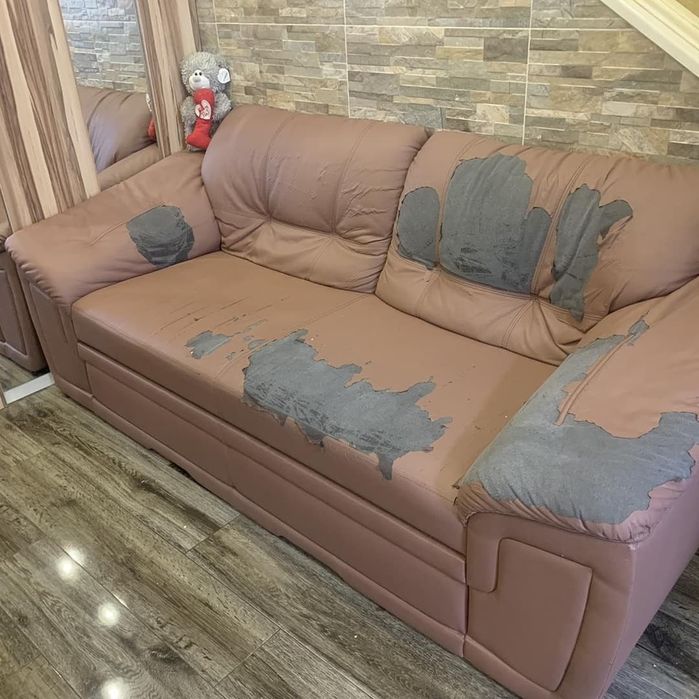 Перетяжка мягкой мебели, изготовление.