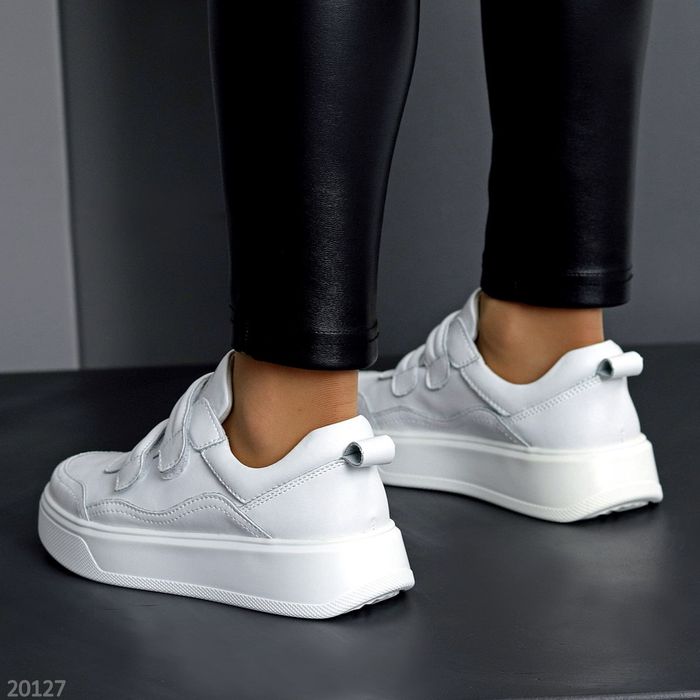 Жіночі шкіряні кеди в кольорах