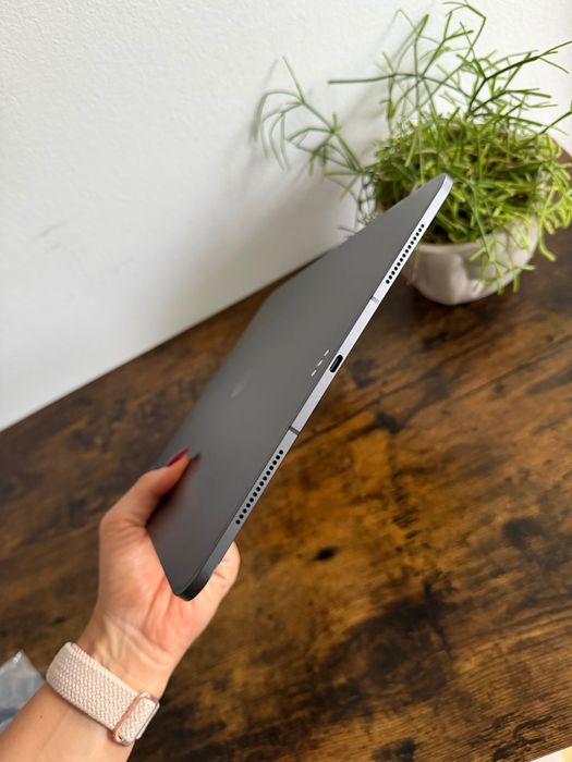 iPad Pro 13” M4 256 GB WiFi + Cellular 5G | 100% baterii