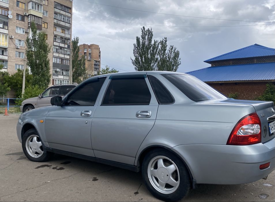 Продам машину приору 2170