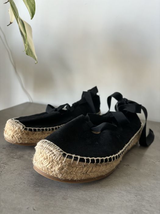 Czarne espadryle