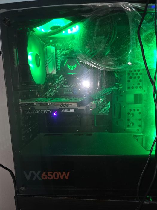 Setup Gaming Completo + Secretária + Monitores + Colunas – Pronto a us