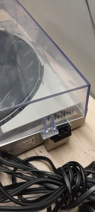 Gramofon Technics SL-B202