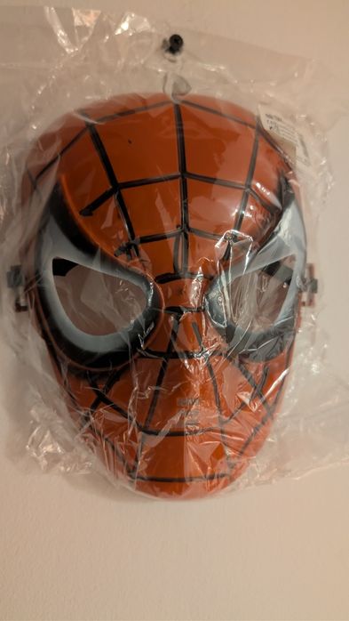 Maska Spiderman element przebrania na bal karnawałowy dla chłopca