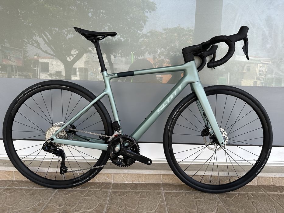 Bicicleta Scott Addict - di2 12v PROMOÇÃO