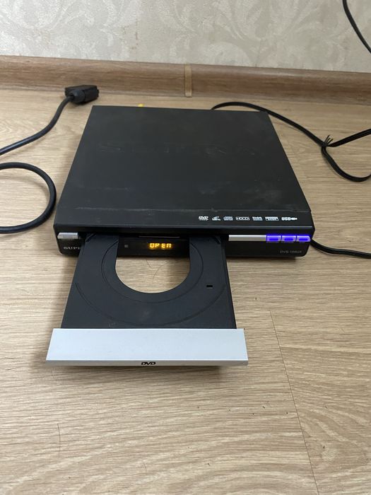 DVD програвач Supra DVS-109UX Black