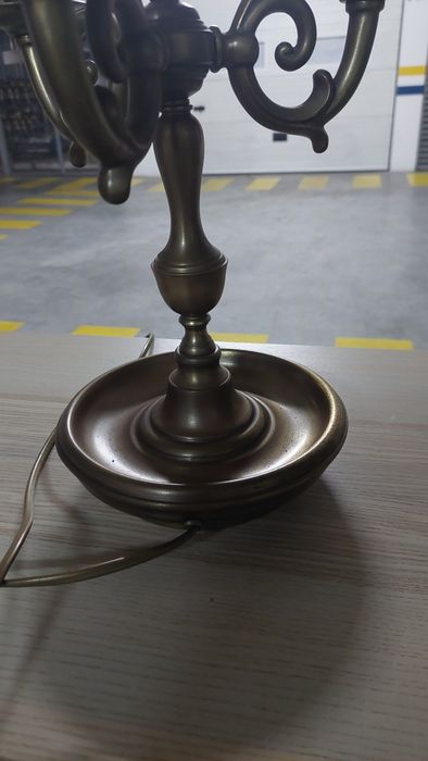 Candeeiro de mesa de entrada ou apoio de sala