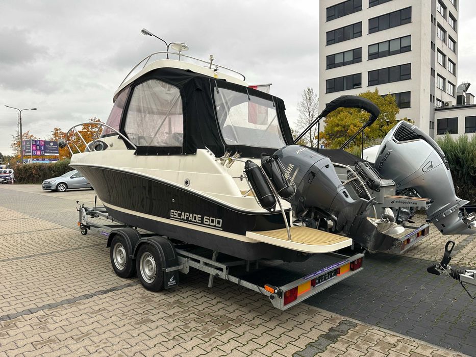 Używana łódź motorowa ESCAPADE 600 silnik Yamaha F200 FETL + przyczepa