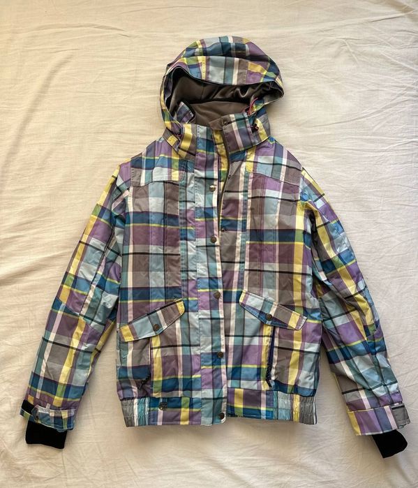 Яскрава жіноча  лижна /сноубордична куртка K-TEC клітинку розмір S