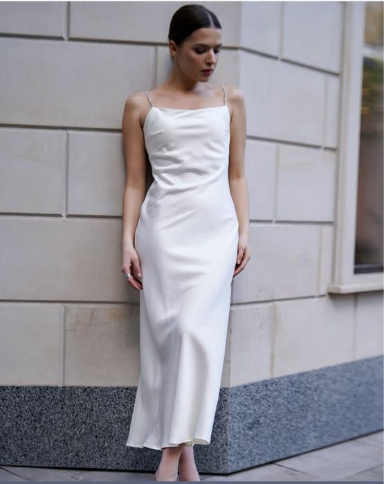 Продам нову святкову сукню, на розпис, на подію