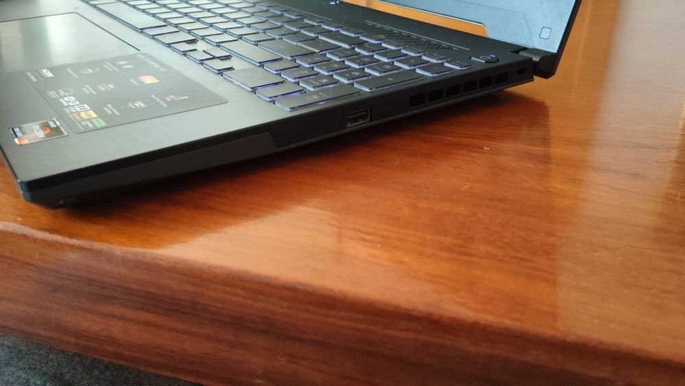 Portátil ASUS tuf gaming a15