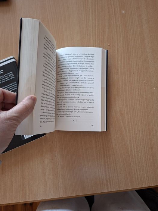 Książki wyzwanie  J.Grisham i  Firma