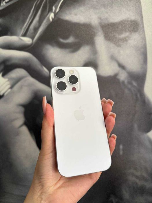 iPhone 16 Pro 256GB White Titanium