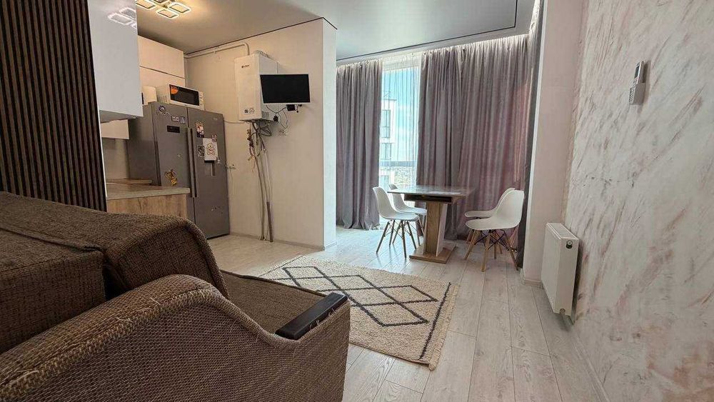 Продаж 2-кімнатної квартири з ремонтом ЖК Grand Village