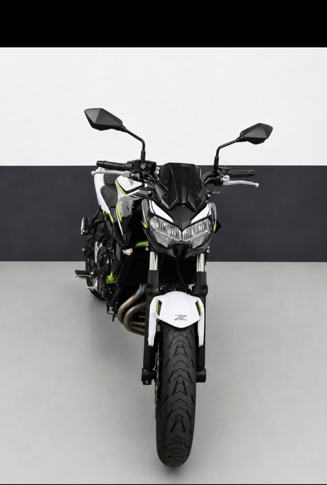 Kawasaki Z650 * Trato do Financiamento *