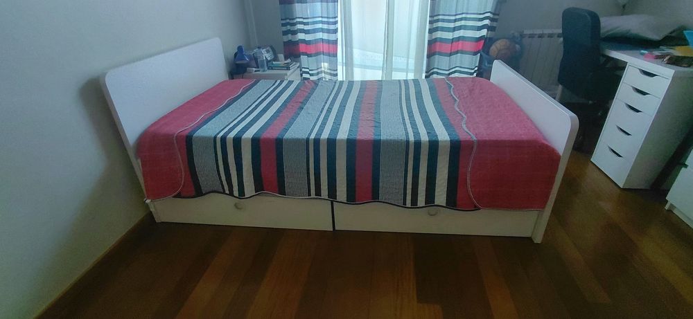 Cama de solteiro