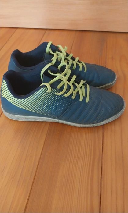Buty sportowe młodzieżowe