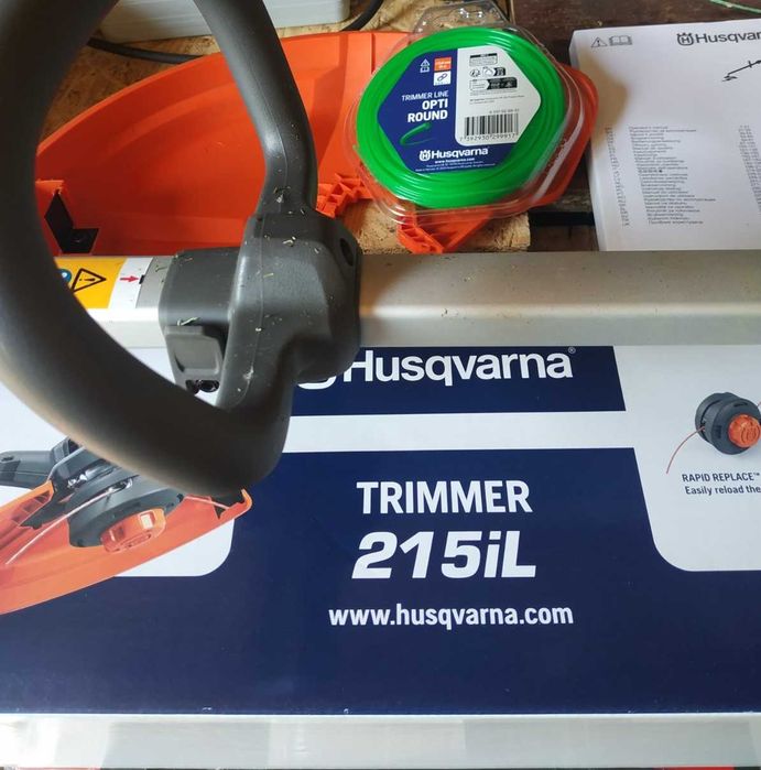 Аккумуляторный триммер Husqvarna 215iL