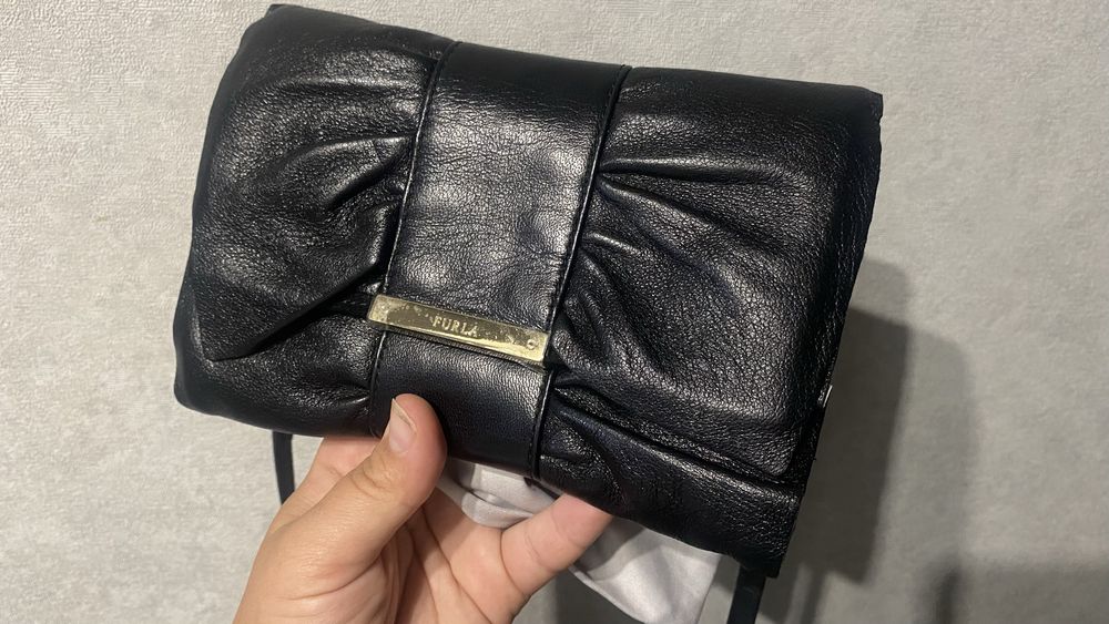 Шкірний Клатч італійського бренду furla