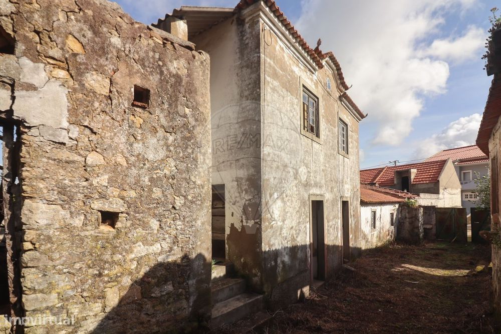 Moradia T5 para venda