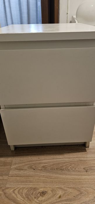 Mesa de cabeçeira Ikea Malm