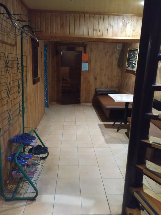 Нов.год-занято.Сдам 3ех этажный дом в Люботине .Сауна. Чан