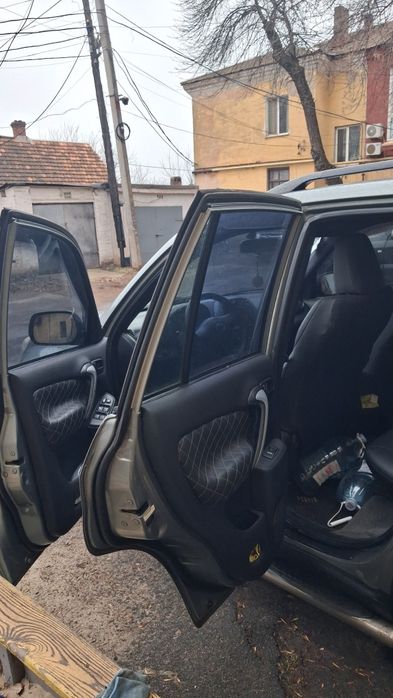 Toyota rav4 2004 2.0