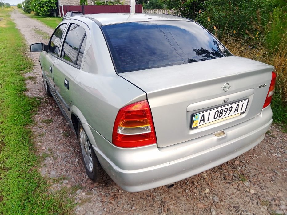 Opel Astra 1.4 бензин