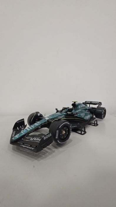 Miniatura Fórmula 1 - Aston Martin[Escala 1:18]