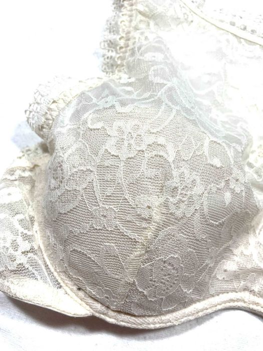 Tezenis nowy piękny biustonosz koronka 75B