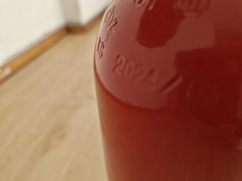 Extintor de CO2 novo