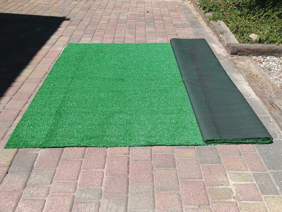 Trawa z metra z rolki sztuczna boisko pod basen zielona 7mm GĘSTA