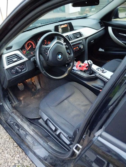 BMW seria 3 F31 318d