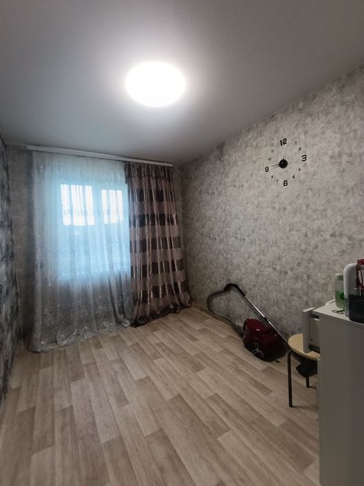 Продам 3 х кімн.квартиру ,смт Аули