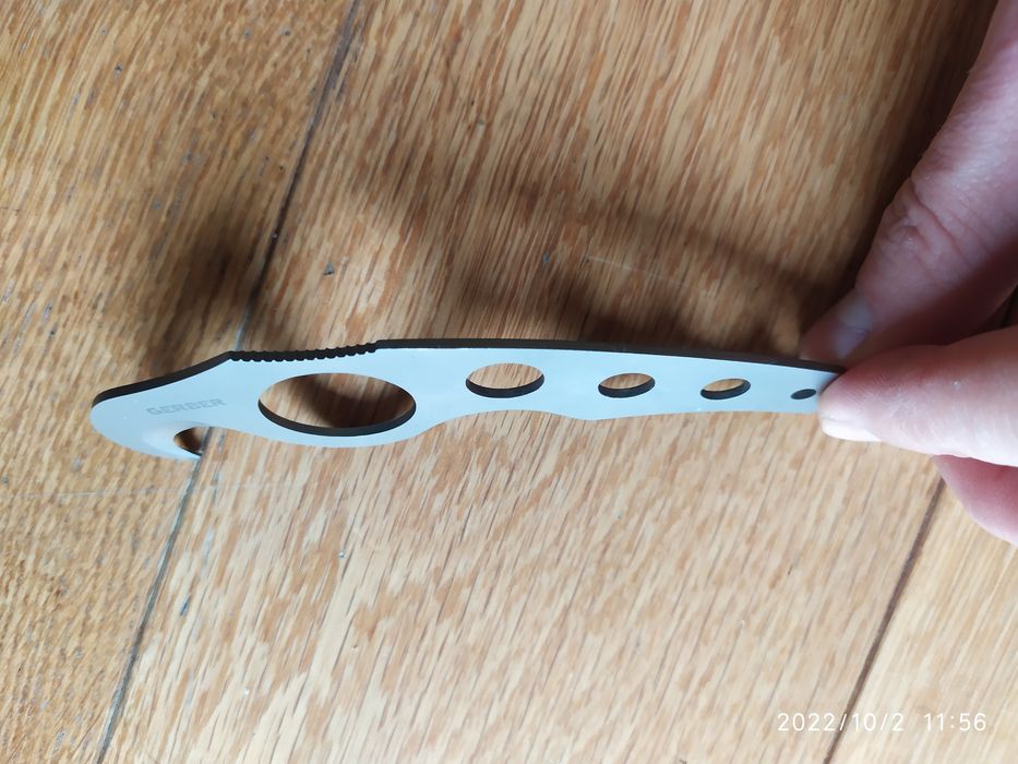 Nóż ratunkowy ratowniczy dla ratowników GERBER