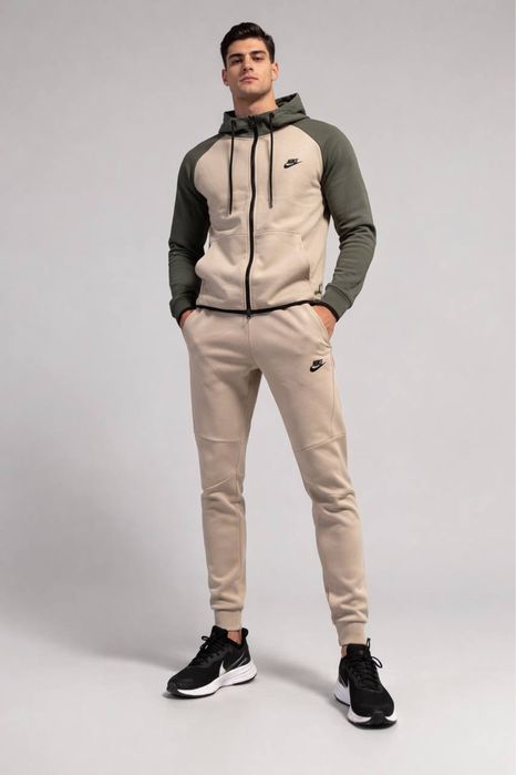 Весняний чоловічий преміальний Nike Tech нового покоління.