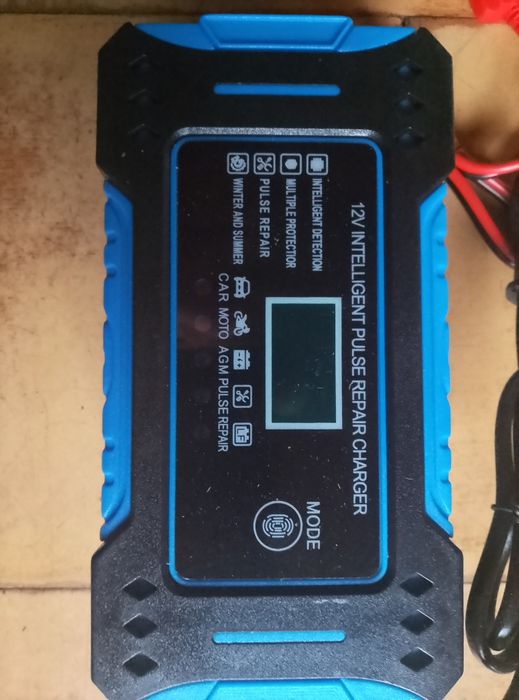 Продам новий автоматичний зарядний пристрій для 12В.акамуляторів,