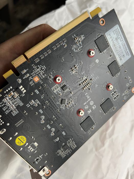 Відеокарта Radeon RX 560 4 gb