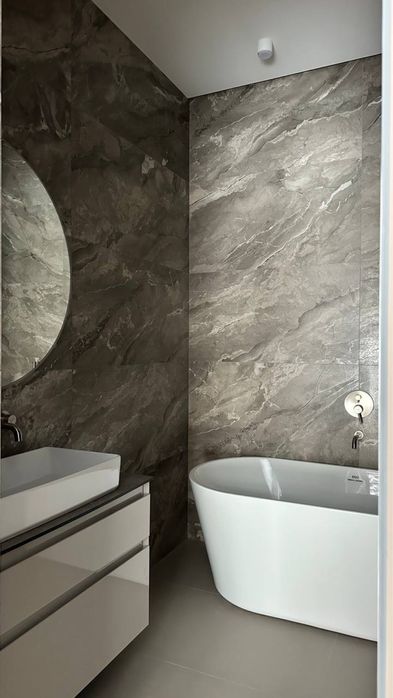 Продаж будинку з ремонтом в закритому КМ в Лісниках, 8 соток, газ