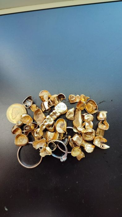 Зубные коронки золото 850 проба