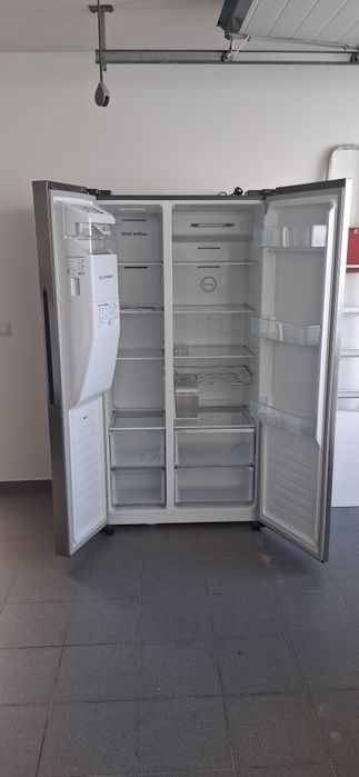 Frigorífico Americano Hisense