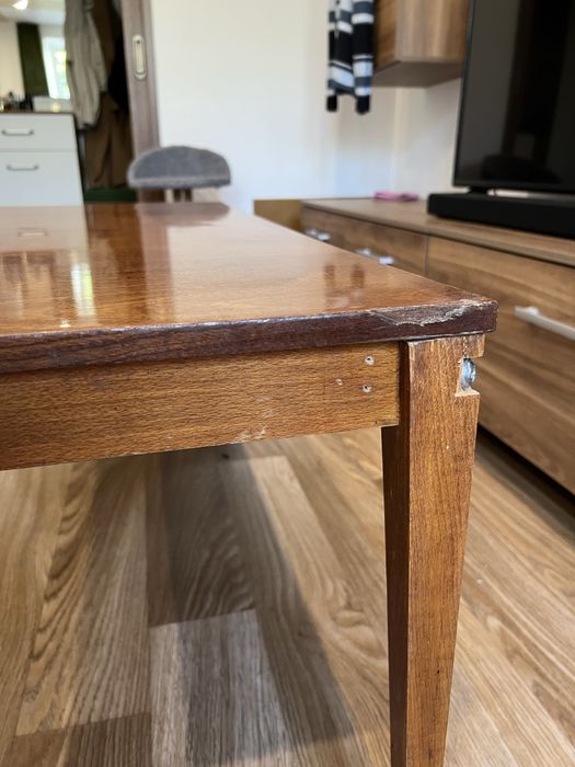 Журнальный столик