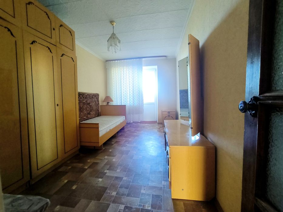 Продається 4 -х кімнатна  квартира  Теплодар ,є відновлення