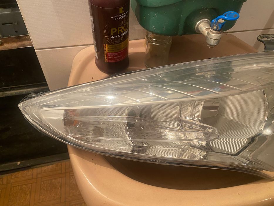 Фара(права)Renault megane 3(2010)