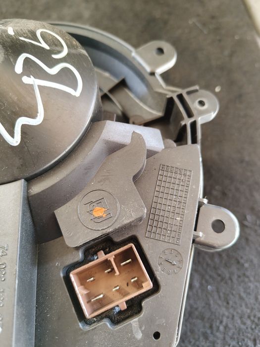 Wiatrak wentylator nawiewu powietrza volkswagen passat B5 audi a4 b5